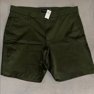 Banana Republic Men's Olive Shorts
